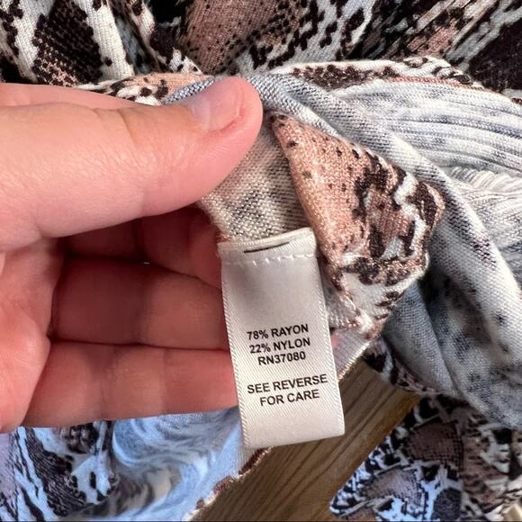 C Est 1946 Snakeskin Front Wrap Knot Top Women's Size Small White & Brown - Picture 6 of 7